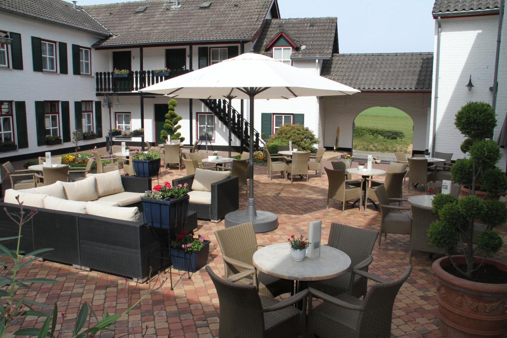 Hotel Gerardushoeve Heijenrath Esterno foto